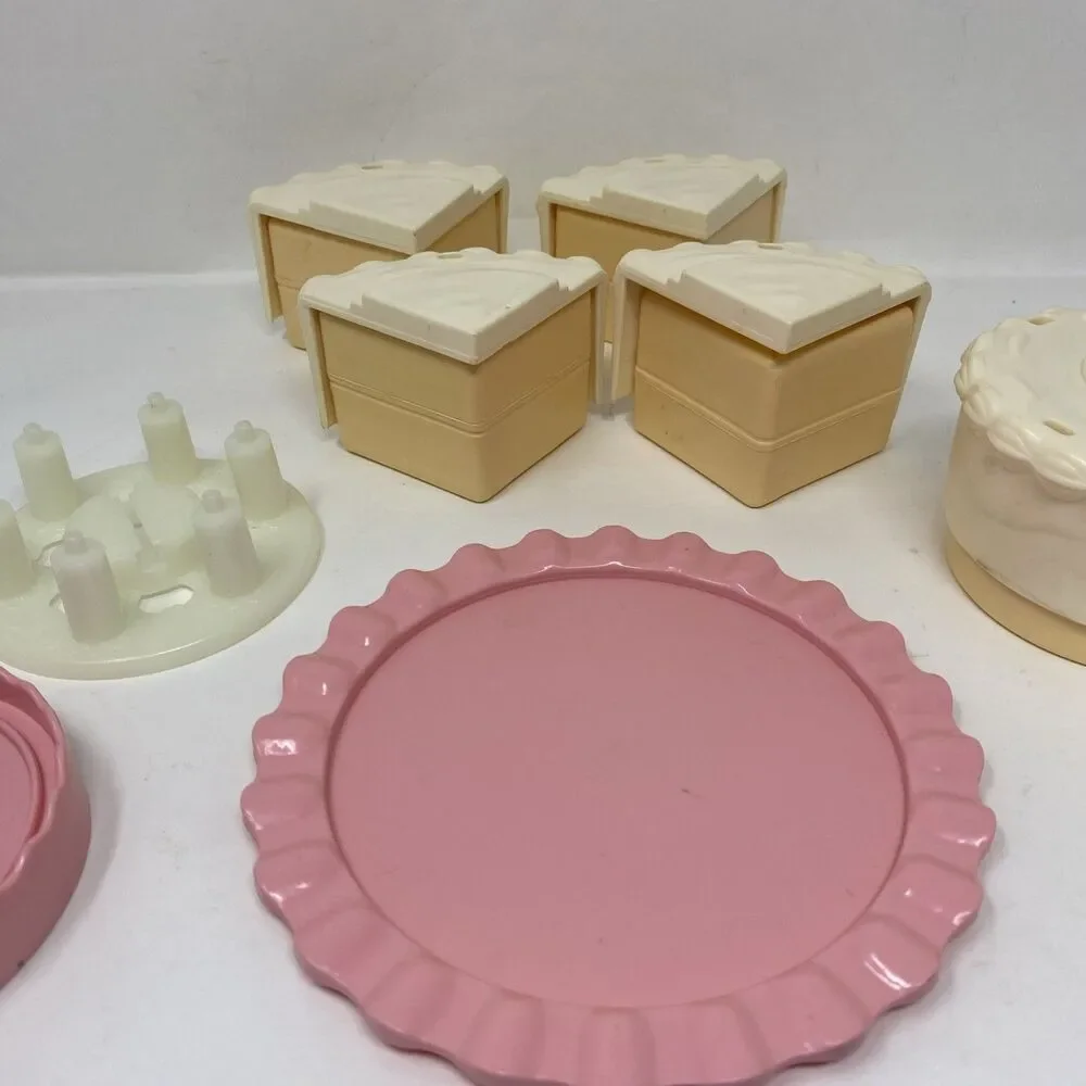 VTG 1987 Fisher-Price Fun With Food Create-A-Cake Set USA Wedding Birthday